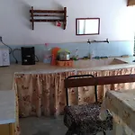 Guest house песента на морето