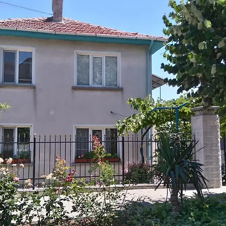песента на морето Guest house 3*